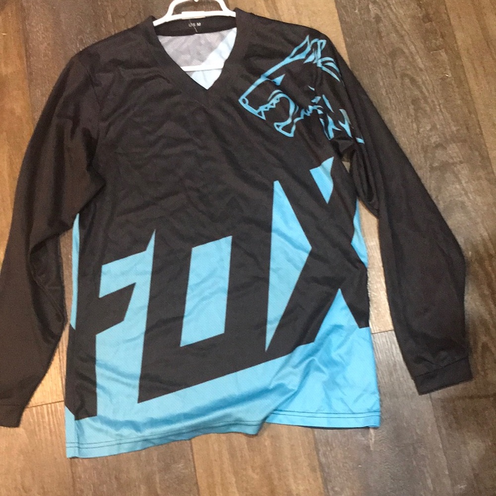Wisdom Leaves Fox Shirt Medium